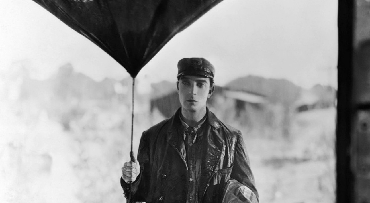 Photo du film Steamboat Bill Jr. - Homme tenant un parapluie retourné